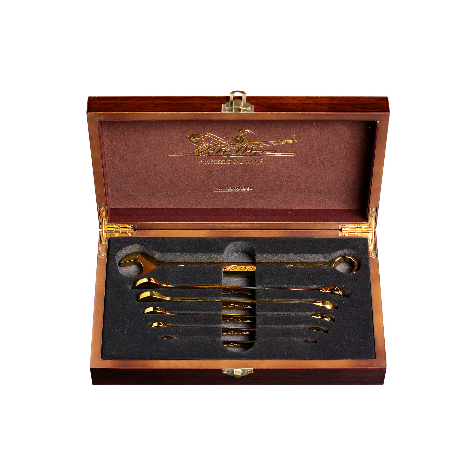 AT637 — Набор ключей комбинир. 6 предм. (8,10,12,13,14,17мм) в дер. коробке (AT-6-37) AIRLINE