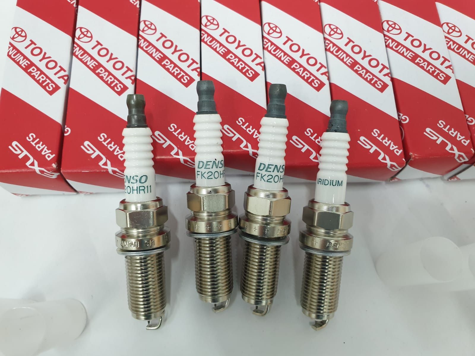 9091901247 — Свеча зажигания (fk20hr11) TOYOTA