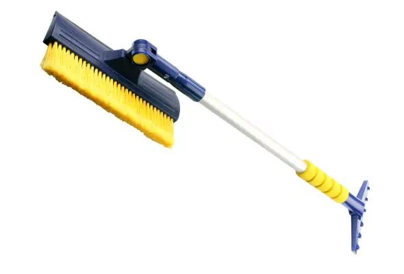 GY000208 — Щетка для снега елескопическая с поворотной головкой GOODYEAR