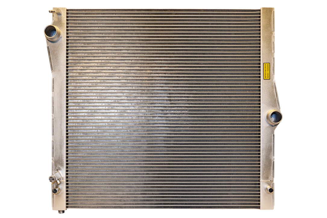 BW1133R — Радиатор охлаждения двигателя цельноалюминиевый  GERAT