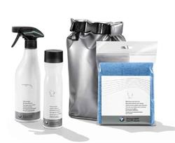 83122329715 — Набор автокосметики BMW