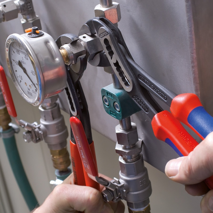 KN8802300TBK — Клещи сантехнические Alligator KNIPEX KN-8802300TBK KNIPEX