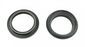 P40FORK455212 — _P40FORK455212 Комплект пыльников вилки NOK 37x47,4x4,6/14 Athena ATHENA