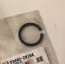 934402818400 — Стопорное кольцо YAMAHA