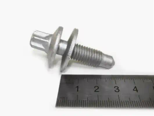 218001001493008 — Болт м10X35X1,5 правой БЕЛЗАН
