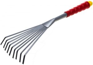 8421453Z01 — Грабельки GRINDA веерные с плоскими зубцами  из углеродистой стали с коннекторной системой  420 мм GRINDA