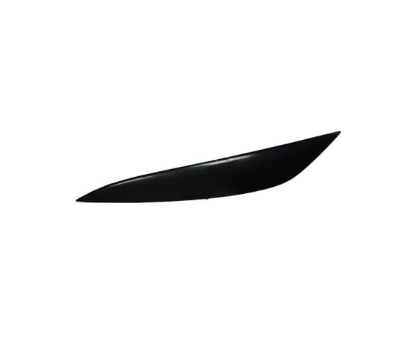 REM3014700 — Накладкиреснички на передние фары русская артель для MAZDA 3 хэтчбэк 20032008 гв REM3014700 РУССКАЯ АРТЕЛЬ