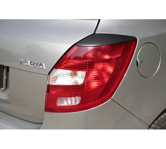 RESKC018400 — Накладкиреснички на задние фонари русская артель для SKODA FABIA COMBI RESKC018400 РУССКАЯ АРТЕЛЬ