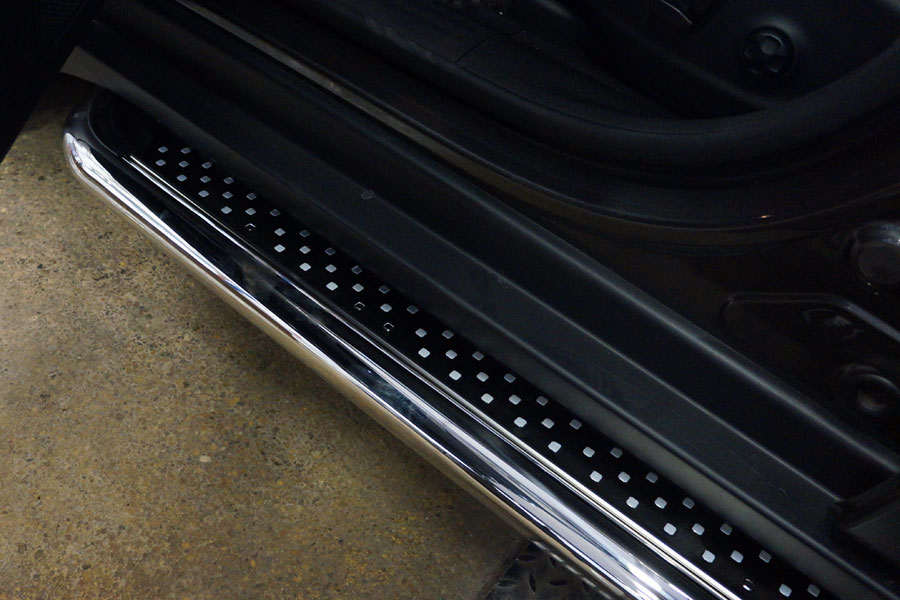 TOHI453421 — Пороги нержавеющая труба с листом C2 d60mm Toyota Hilux (2015-) CAN OTOMOTIV