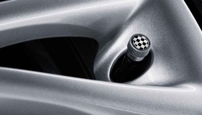 36120422547 — Декоративные колпачки на ниппель BMW