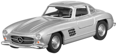 B66041210 — Инерционнаямодельавтомобиля30019819541957 MERCEDES-BENZ