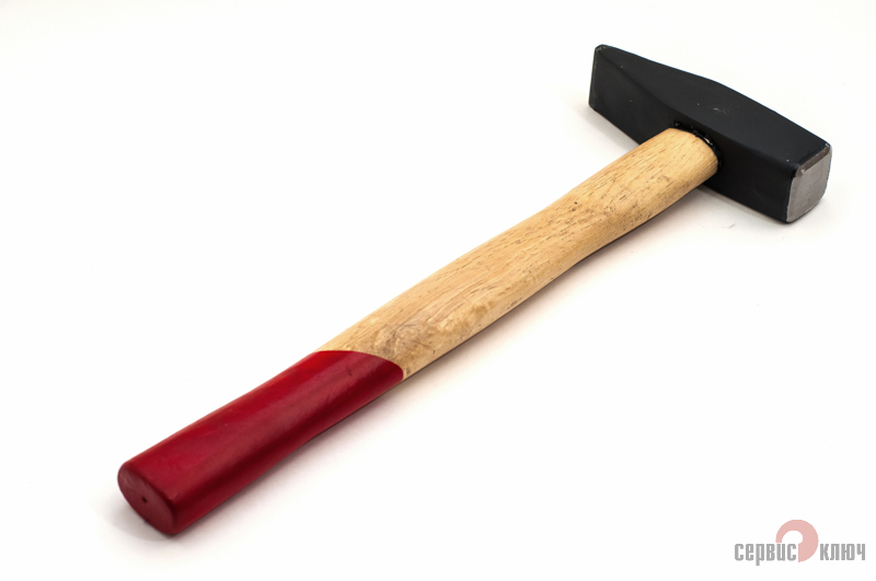 71406 — Молоток 600 гр.сервис ключ квадратный боек, деревянная рукоятка, немецкого типа СЕРВИС КЛЮЧ