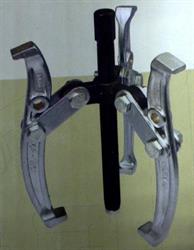 815107 — Съемник подшипников (75мм) трехлапый (дело техники) ДЕЛО ТЕХНИКИ