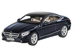 B66961241 — Модель автомобиля 1:43 MERCEDES-BENZ