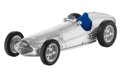 B66040612 — МодельавтомобиляMERCEDESW1541:18,серебристый MERCEDES-BENZ