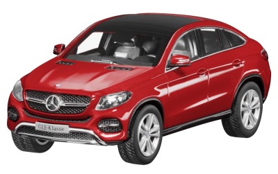 B66960357 — Модель автомобиля 1:43 MERCEDES-BENZ