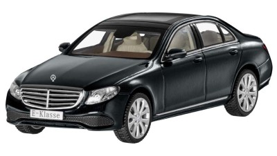 B66960376 — Модель авто 1:43 MERCEDES-BENZ