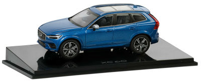 30673951 — XC60BURSTINGBLUE VOLVO