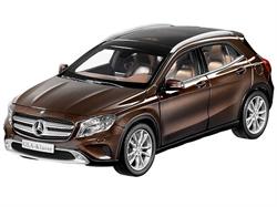 B66960268 — Модель 1:18  X156 GLA,цвет коричневый MERCEDES-BENZ