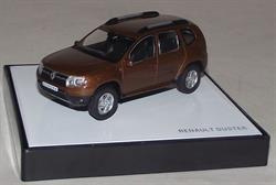 7711575498 — Модель DUSTER RENAULT