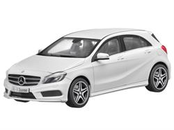 B66960126 — Модель 1:18 W176 спортпакет AMG цвет белый MERCEDES-BENZ