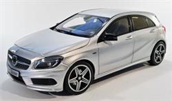 B66960139 — Модель 1:18 Aкласс W176 спорт цветPOLAR SILVER MERCEDES-BENZ