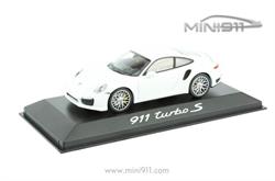 WAP0208900E — МодельавтомобиляPORSCHE911TURBOS1:43,белый PORSCHE