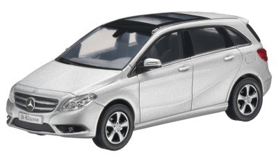 B66961405 — МодельавтомобиляMERCEDESBклассW2461:43,серебристый MERCEDES-BENZ