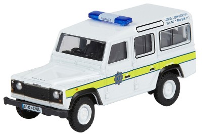 LBDC543WTA — Модель авто DEFENDER белый 1:76 LAND ROVER