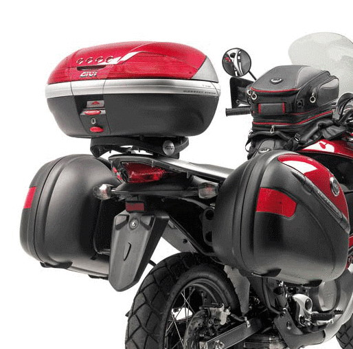 E225 — Площадкадлякофра700 GIVI