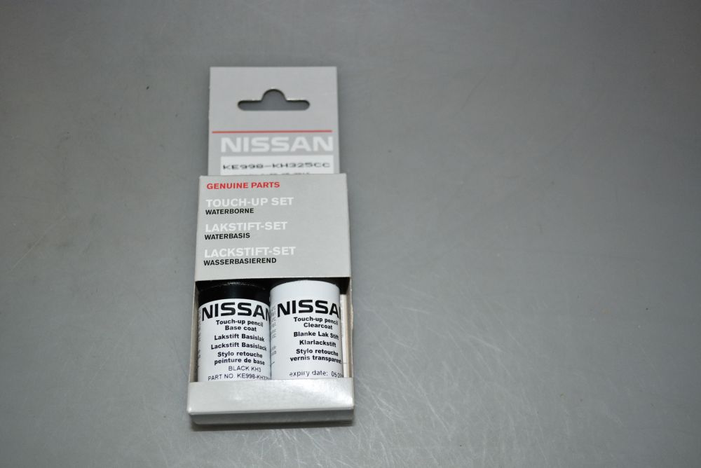 KE998KH325CC — Краска (0,018лЧерный) NISSAN