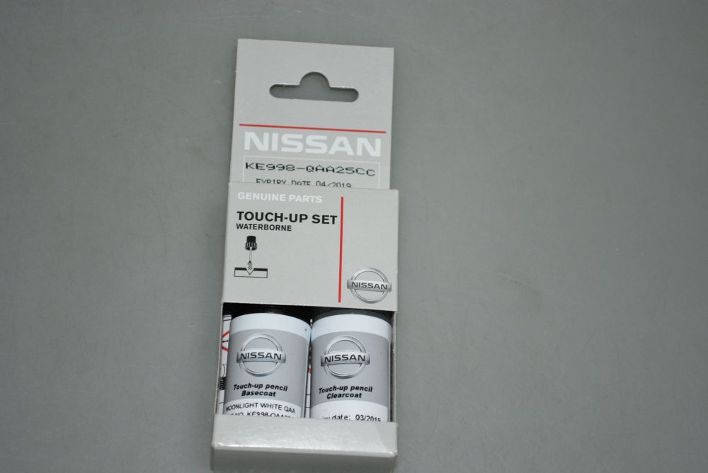 KE998QAA25CC — Краска (0,018лБелый) NISSAN