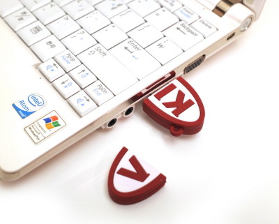 99F70AQ617K — Флэшпамять, незаписанная, для использования в вычислительной т HYUNDAI/KIA